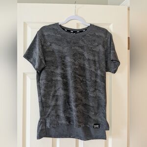 Tapout Dark Gray Camo Tee | Women's Snall